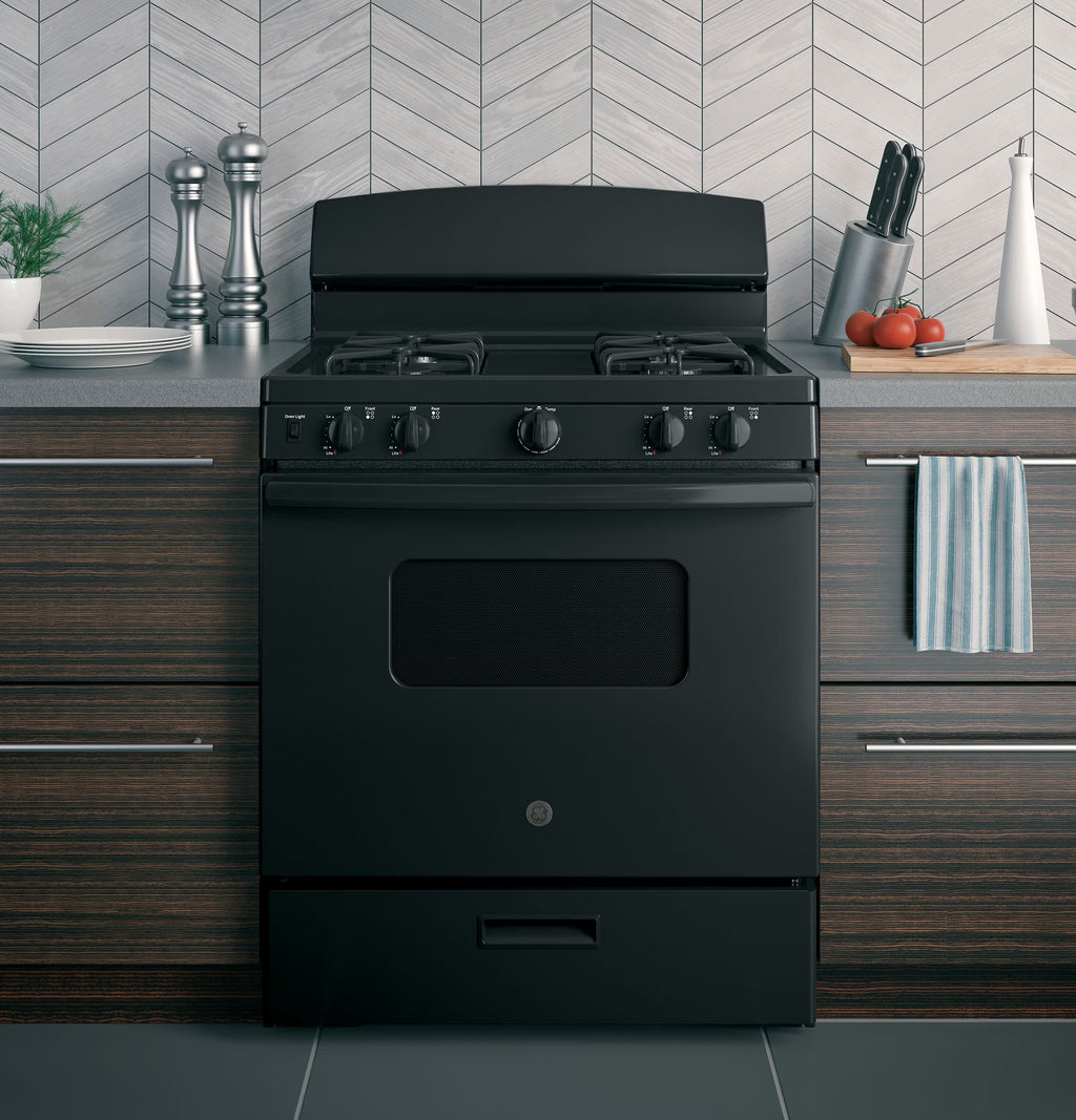 GE 30 in. 4.8 cu. ft. Freestanding Gas Range in White JGBS10DEMWW